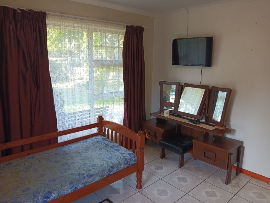 To Let 2 Bedroom Property for Rent in Hersham Western Cape